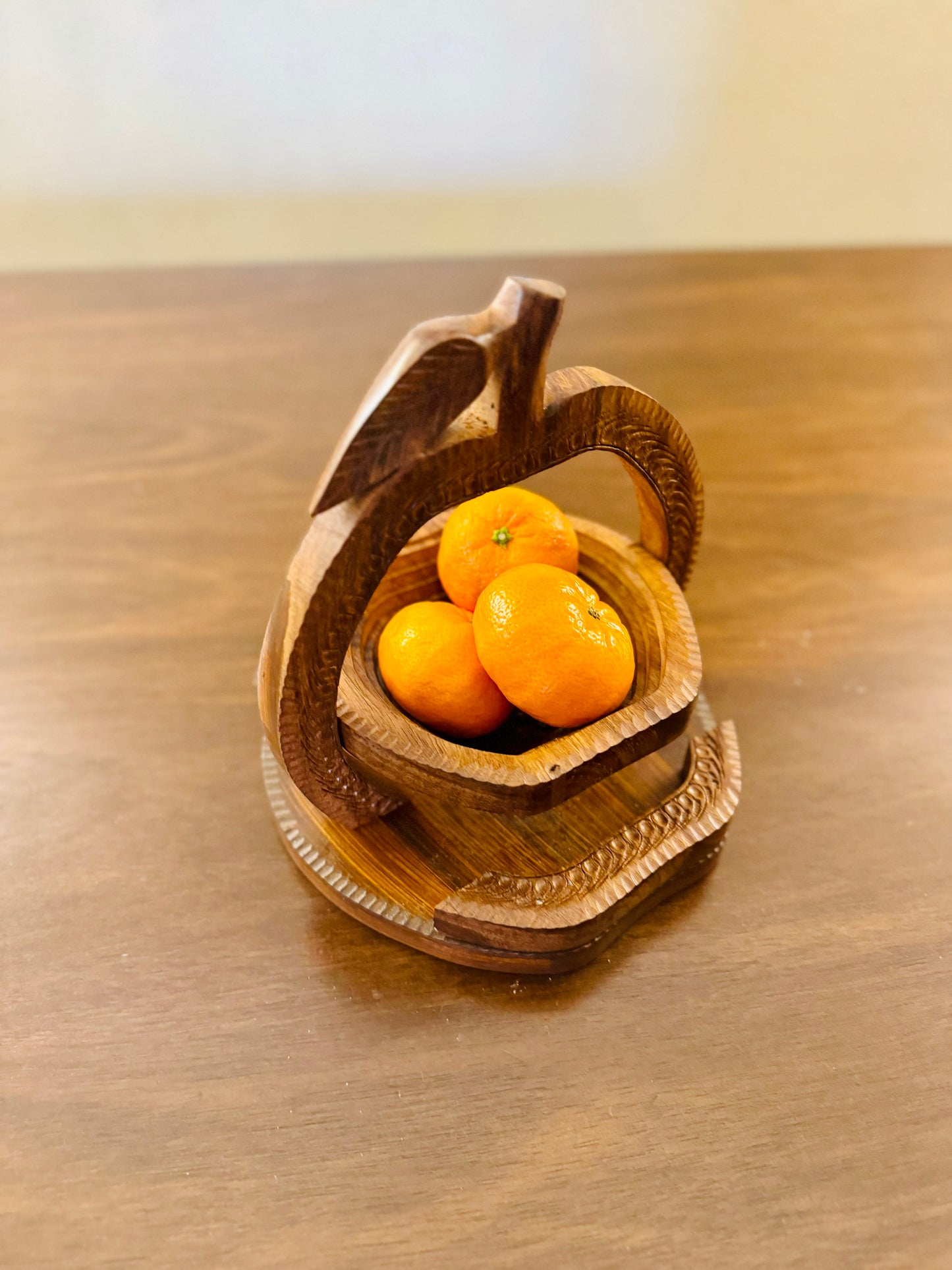 Apple shaped Collapsible basket